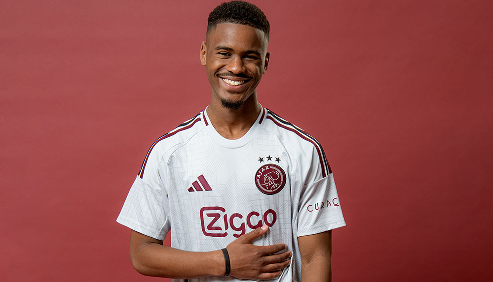 Nieuw: Ajax 3rd